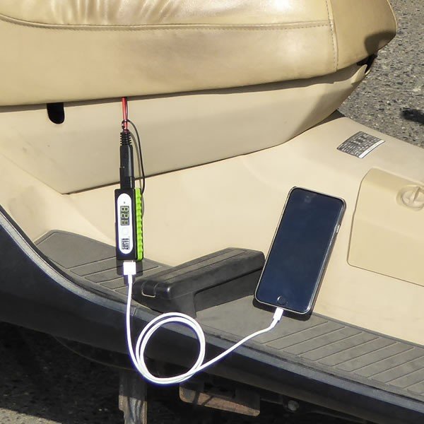 スマホUSBチャージャー(12V)チェック&チャージャー