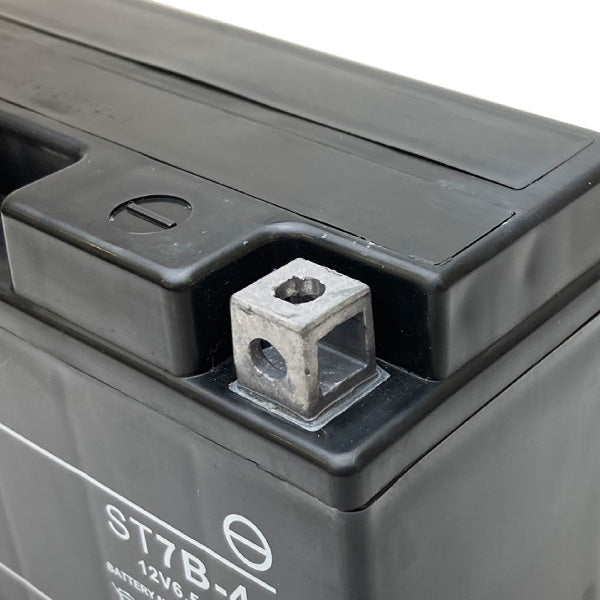 スーパーナット ST7B-4 (シールド型) バイク用バッテリー